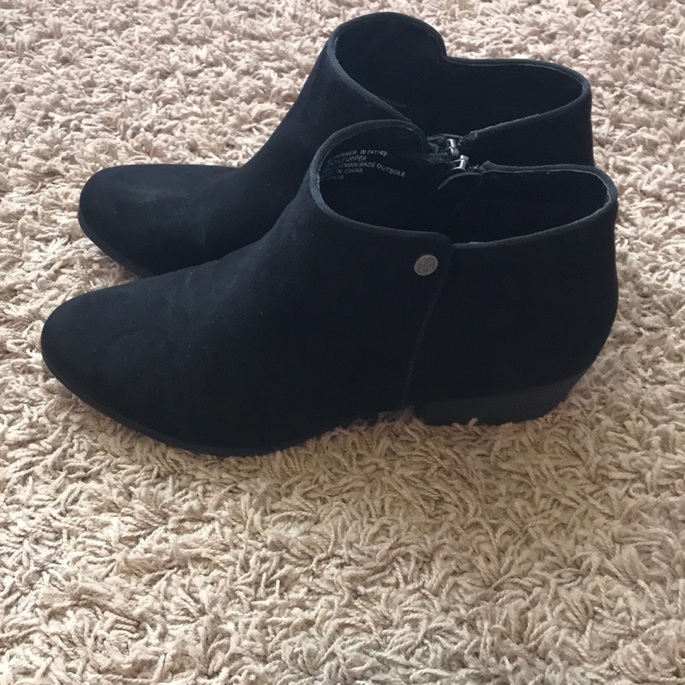 Women’s Wide Ankle Booties